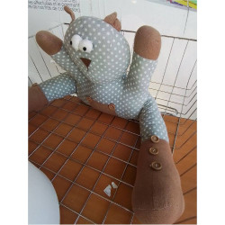PELUCHE