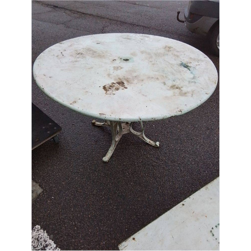 TABLE DE JARDIN