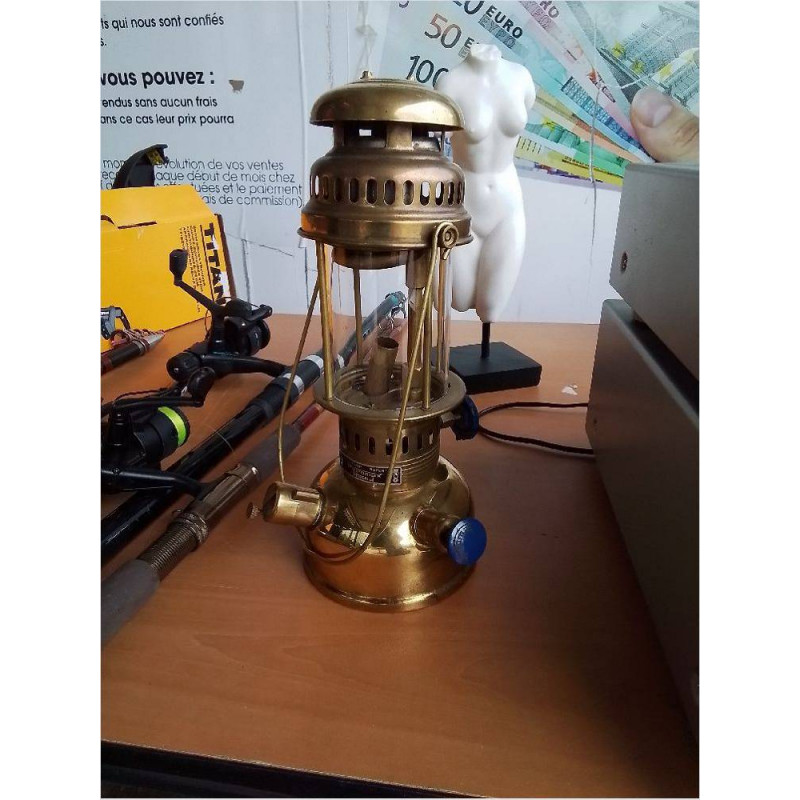 PETROMAX