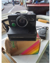 POLAROID 