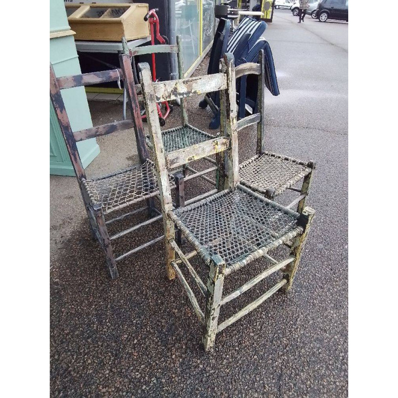 CHAISE PRIMITIVE CANADIENNE