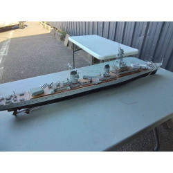 MAQUETTE BATEAU GUERRE
