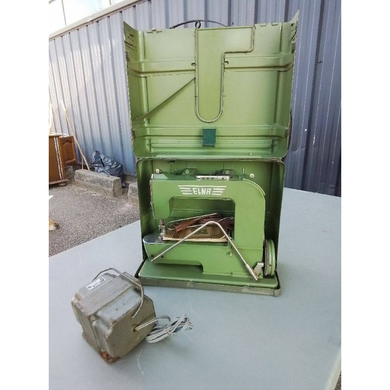 MACHINE A COUDRE COLLECTOR ELNA
