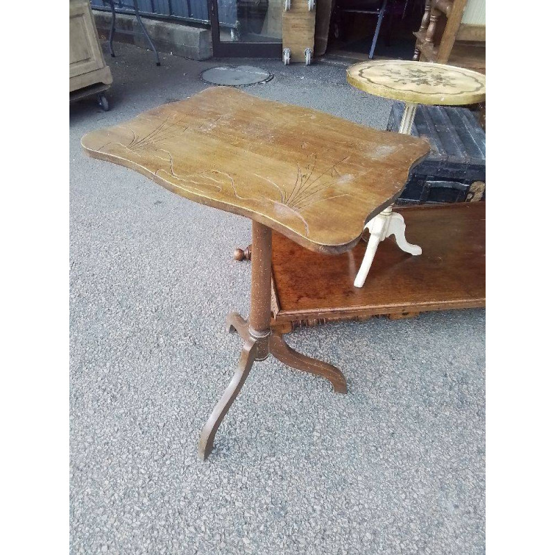 GUERIDON A RELOOKER TRIPODE