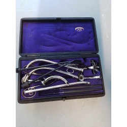 USTENSILE MEDICAL XIXEME 