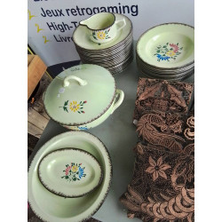 SERVICE FAIENCE VERTE BERRY