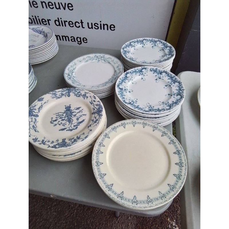 LOT ASSIETTES TERRE DE FER DECOR BLEU