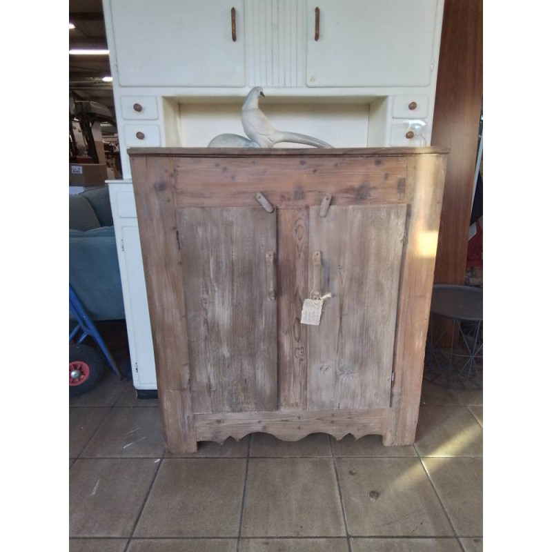 MEUBLE DE MONTAGNE 2P