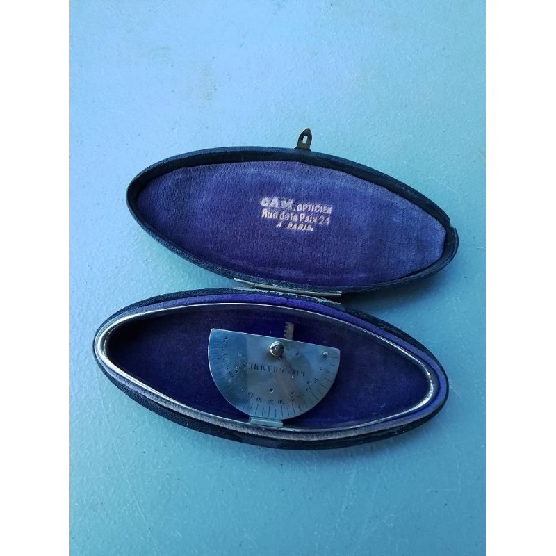 DYNAMOMÉTRE MEDICAL 