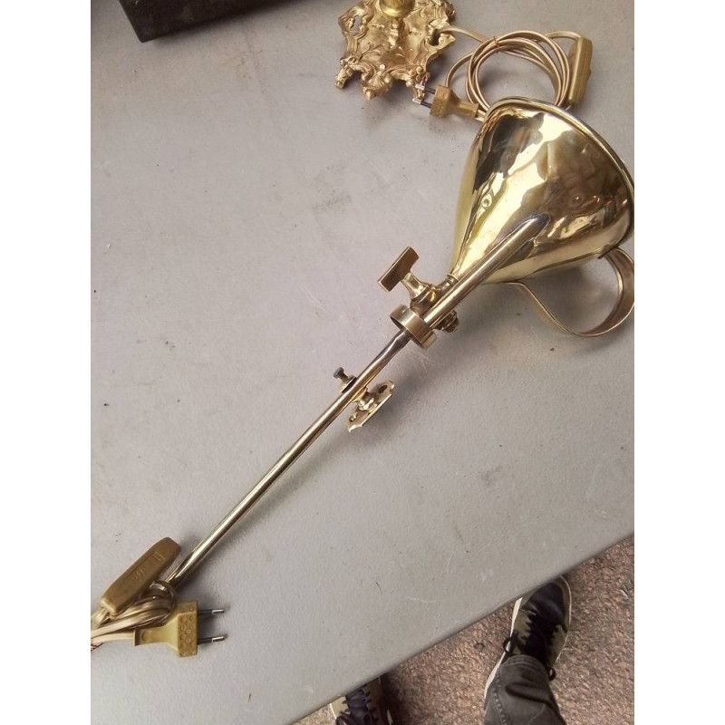 ENTONNOIR A BIERE DÉTOURNÉ EN APPLIQUE 