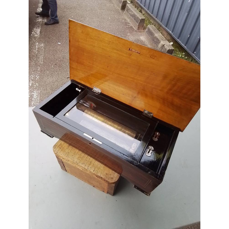 BOITE A MUSIQUE REGULATEUR 1900 A REGLER