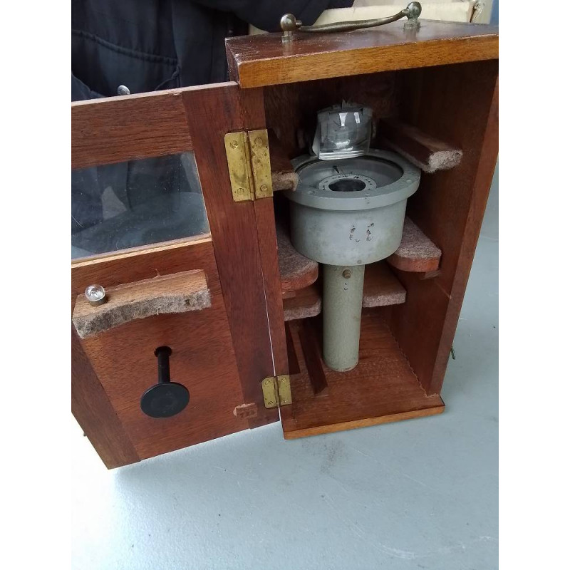 COMPAS DE RELEVÉ VION