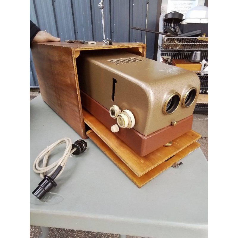 PROJECTEUR STEREO PLAQUES HAWK MKV COFFRET