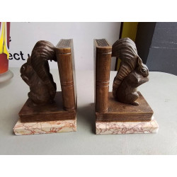 SERRE LIVRES ÉCUREUIL BOIS