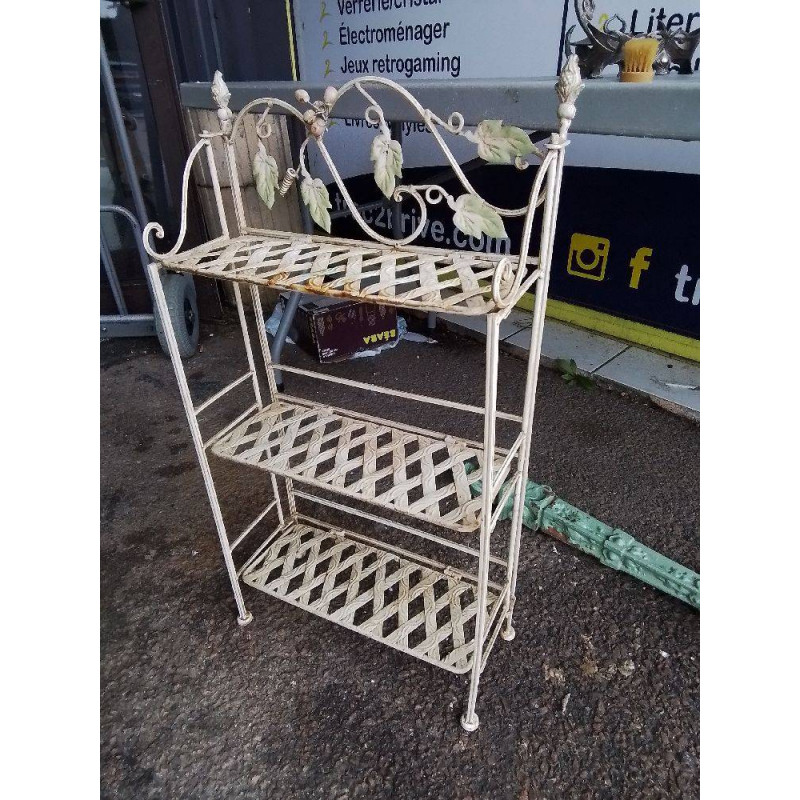 ETAGERE FER FORGÉ PLIANTE