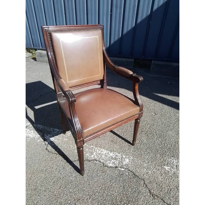 FAUTEUIL STYLE LOUIS XVI