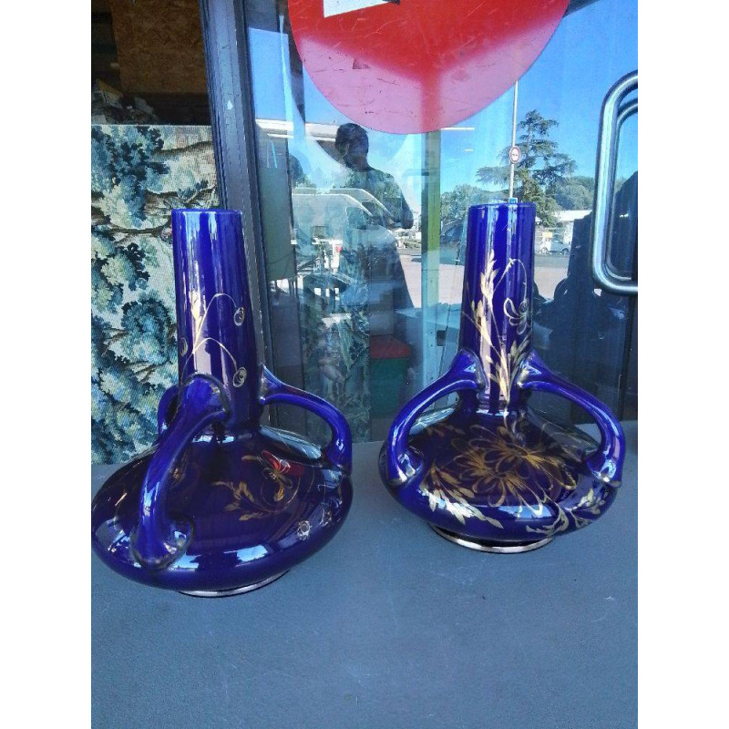PAIRE DE VASES BLEU DE FOUR JAGET PINOT