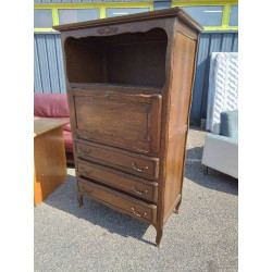 SECRETAIRE 